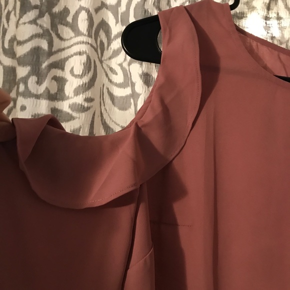 Charlotte Russe Mauve/Pink Cold Shoulder Blouse - Picture 2 of 5